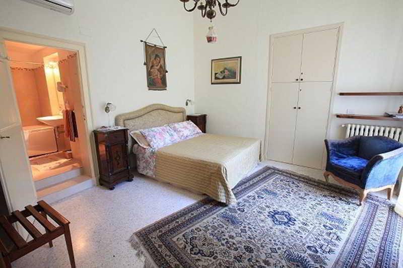 Palazzo Rollo Panzió Lecce Kültér fotó